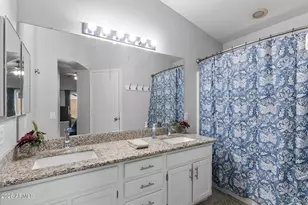 164 W Mohawk Dr, Phoenix, AZ 85027 - Photo 17