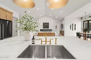 5202 N 18th Pl, Phoenix, AZ 85016 - Photo 13