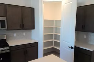 15170 W Gray Fox Trl, Surprise, AZ 85387 - Photo 11