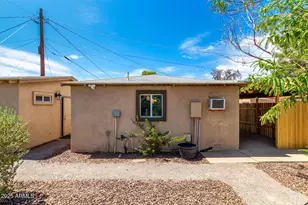 2245 N 22nd St, Phoenix, AZ 85006 - Photo 17