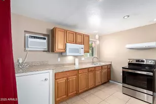 2245 N 22nd St, Phoenix, AZ 85006 - Photo 7