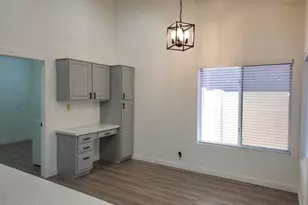 8449 W Rockwood Dr, Peoria, AZ 85382 - Photo 9