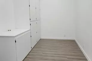 8449 W Rockwood Dr, Peoria, AZ 85382 - Photo 11