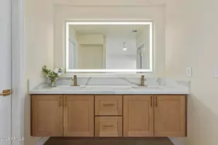 306 W Beverly Ln, Phoenix, AZ 85023 - Photo 15