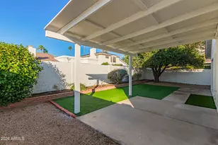 306 W Beverly Ln, Phoenix, AZ 85023 - Photo 23