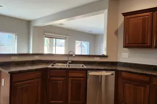 41393 W Capistrano Dr, Maricopa, AZ 85138 - Photo 5