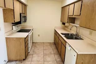 13094 N 100th Ave, Sun City, AZ 85351 - Photo 17