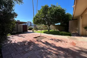 2167 E Ellis Dr, Tempe, AZ 85282 - Photo 19