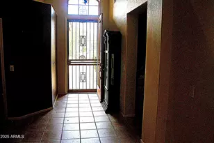 4624 E Robin Ln, Phoenix, AZ 85050 - Photo 17