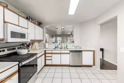 13843 W Fargo Drive, Surprise, AZ 85374 - Photo 7