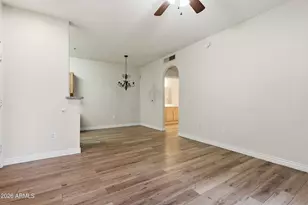 2929 W Yorkshire Dr, Phoenix, AZ 85027 - Photo 9