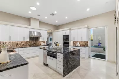 31802 N Black Cross Road, Scottsdale, AZ 85266 - Photo 29