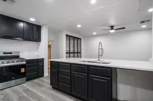 6112 W Frier Dr, Glendale, AZ 85301 - Photo 11