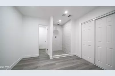 6112 W Frier Drive, Glendale, AZ 85301 - Photo 21