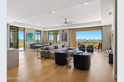 2 Biltmore Estate #211, Phoenix, AZ 85016 - Photo 5