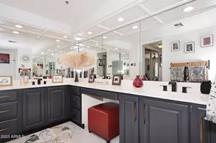 7860 E Camelback Rd, Scottsdale, AZ 85251 - Photo 19