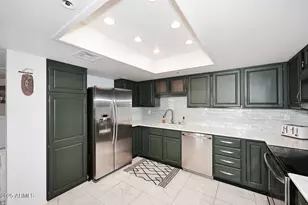 7860 E Camelback Rd, Scottsdale, AZ 85251 - Photo 15