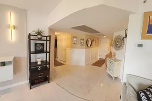 7860 E Camelback Rd, Scottsdale, AZ 85251 - Photo 3