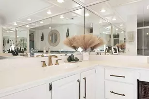 7860 E Camelback Rd, Scottsdale, AZ 85251 - Photo 25