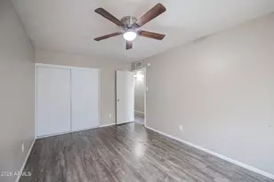 5041 N 39th Ln, Phoenix, AZ 85019 - Photo 11