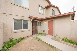 5041 N 39th Ln, Phoenix, AZ 85019 - Photo 15