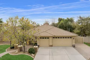 2693 E Birchwood Pl, Chandler, AZ 85249 - Photo 5