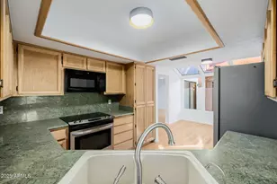 1875 E State Ave, Phoenix, AZ 85020 - Photo 13