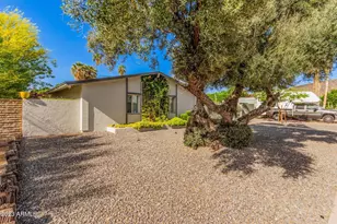 2414 W Paradise Dr, Phoenix, AZ 85029 - Photo 5