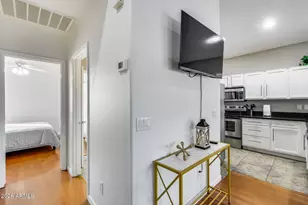 3252 E Fremont Rd, Phoenix, AZ 85042 - Photo 13