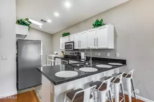 3252 E Fremont Rd, Phoenix, AZ 85042 - Photo 23