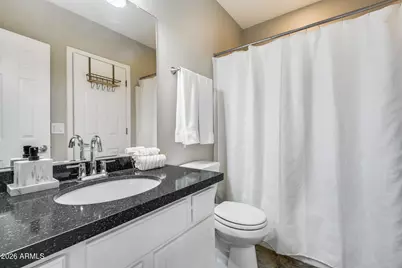 3252 E Fremont Road, Phoenix, AZ 85042 - Photo 17