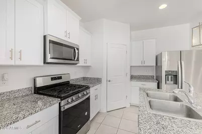 2685 E Tolosa Drive, Casa Grande, AZ 85194 - Photo 11