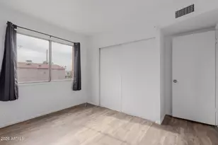 4002 W Palomino Rd, Phoenix, AZ 85019 - Photo 15