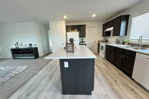 22428 W Cheri Ann Ln, Wittmann, AZ 85361 - Photo 19