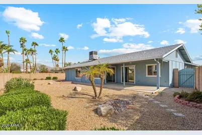 4829 E Apache Circle, Phoenix, AZ 85044 - Photo 17