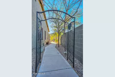 6133 W Fetlock Trail, Phoenix, AZ 85083 - Photo 59