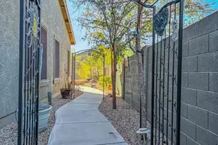 6133 W Fetlock Trail, Phoenix, AZ 85083 - Photo 59