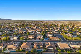 18173 W Mackenzie Dr, Goodyear, AZ 85395 - Photo 9