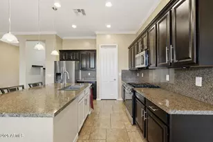 18173 W Mackenzie Dr, Goodyear, AZ 85395 - Photo 7