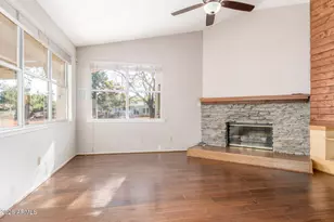 1629 S Ash Dr, Chandler, AZ 85286 - Photo 9