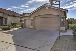 5339 W Buffalo Pl, Chandler, AZ 85226 - Photo 3