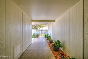 9874 W Highwood Ct, Sun City, AZ 85373 - Photo 31