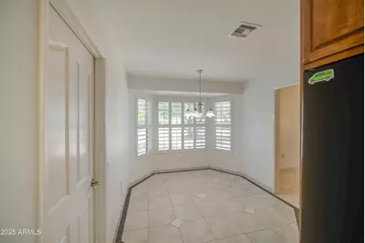 9874 W Highwood Court, Sun City, AZ 85373 - Photo 7