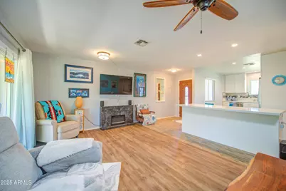 10013 W Lakeview Circle N, Sun City, AZ 85351 - Photo 11