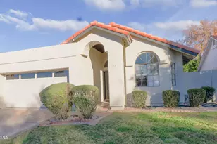 113 S Ocean Dr, Gilbert, AZ 85233 - Photo 1