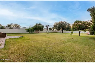 8031 W Montebello Avenue, Glendale, AZ 85303 - Photo 21