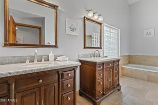 5735 E Campo Bello Dr, Scottsdale, AZ 85254 - Photo 29