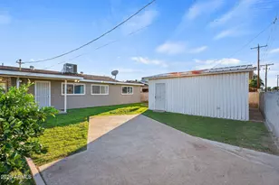 4630 W Mitchell Dr, Phoenix, AZ 85031 - Photo 33