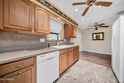 10228 W Bolivar Drive, Sun City, AZ 85351 - Photo 21