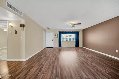 10228 W Bolivar Drive, Sun City, AZ 85351 - Photo 11